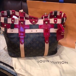 100%Authentic LOUIS VUITTON monogram Handbag